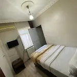 Sebnem * 伊斯坦布尔